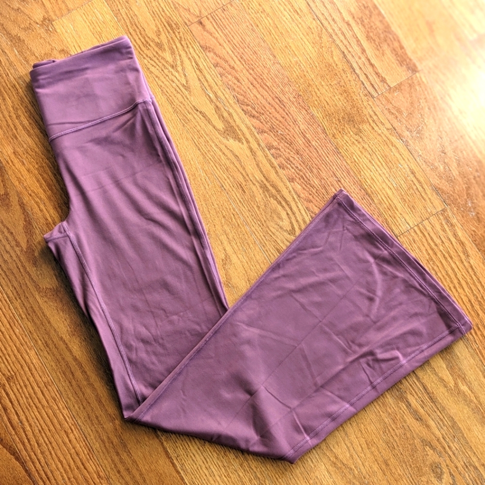 Athleta Elation Flare Pants sz small